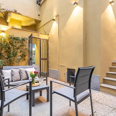 Piazza Vittorio Veneto - Rosine Luxury - Grandmaison