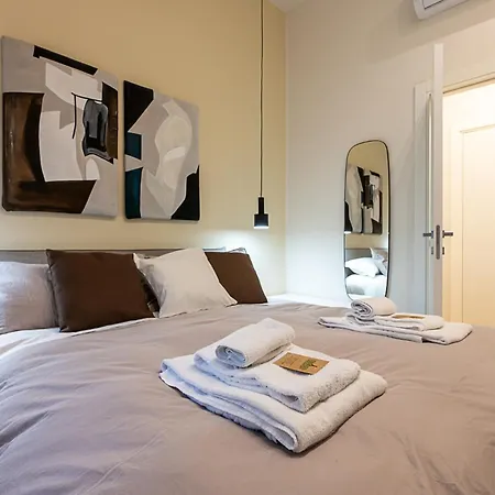 Piazza Vittorio Veneto - Rosine Luxury - Grandmaison